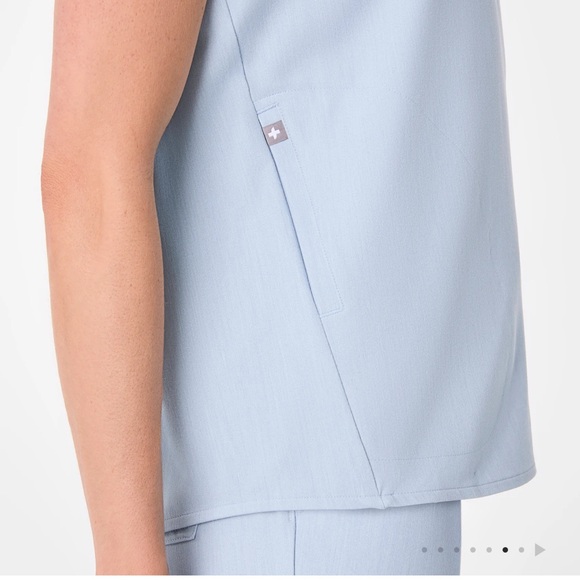 Figs Rafaela scrub top - Picture 4 of 5